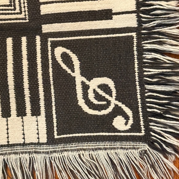 Piano music note Friendship House Melody Tapestry Music Rug EUC frm Music Studio - Picture 2 of 9